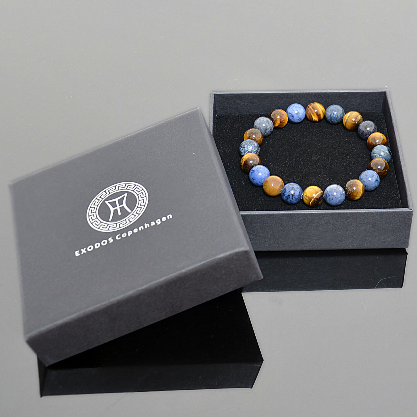 Bracelet en perles d'apatite bleu pétrole