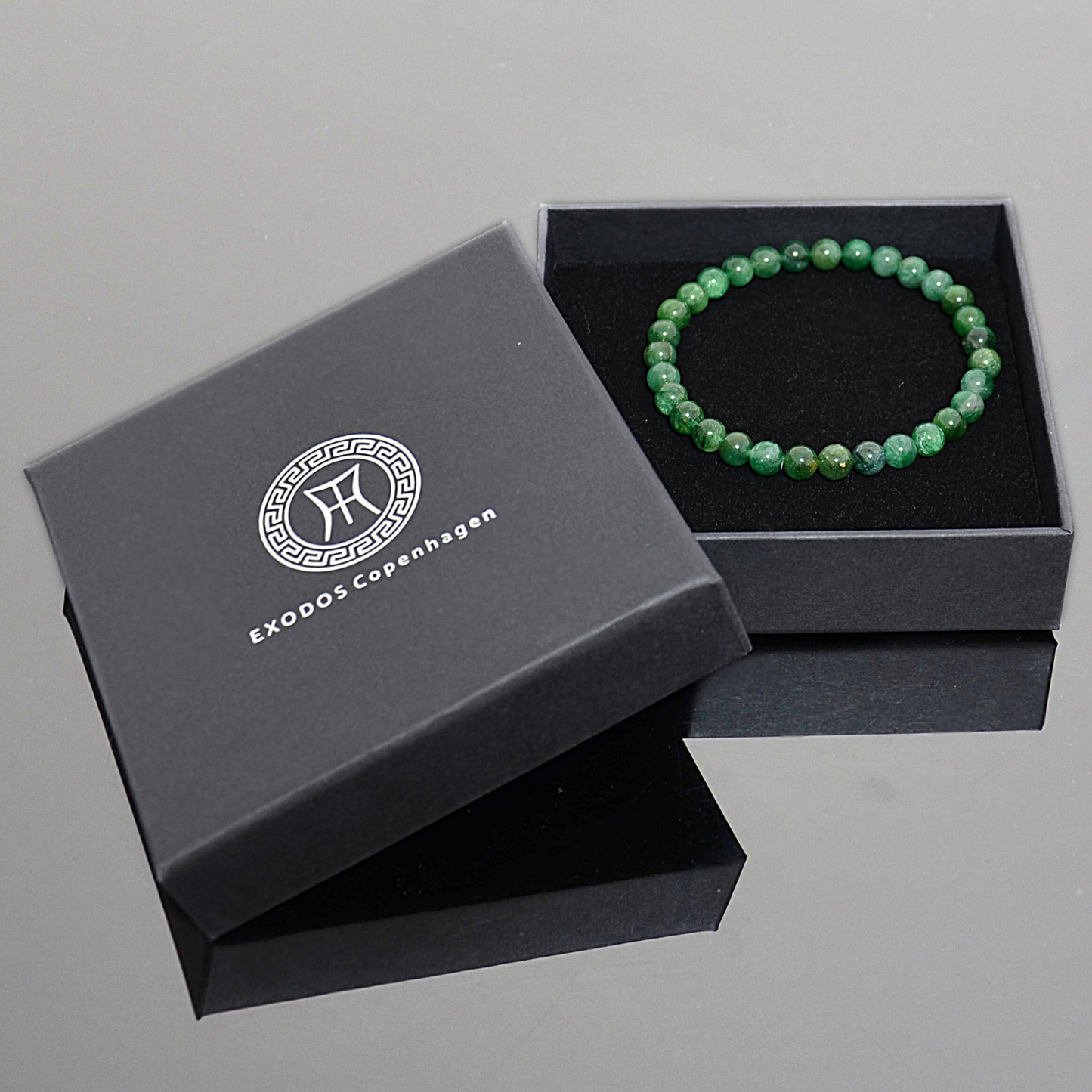 Green Emerald Beaded Bracelet - Timeless Natural Luxury