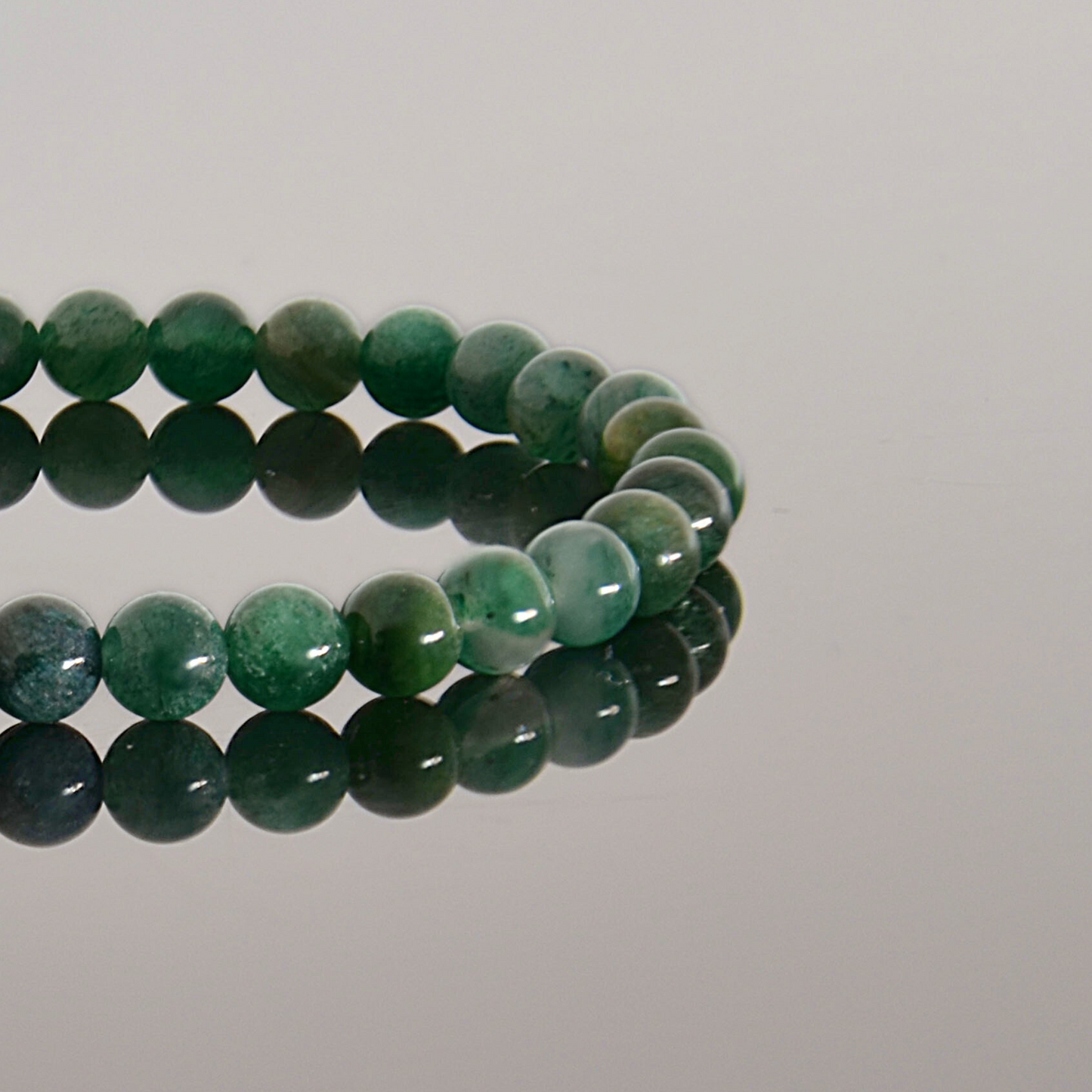 Green Emerald Beaded Bracelet - Timeless Natural Luxury