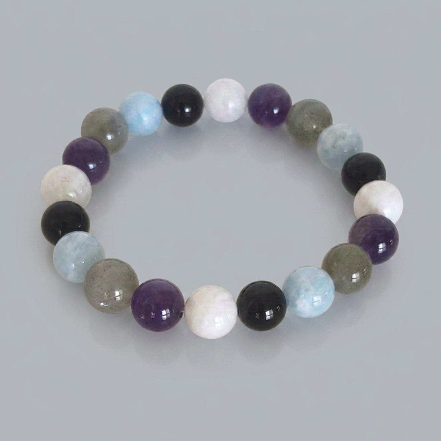 Bracelet de perles en phosphosidérite violette